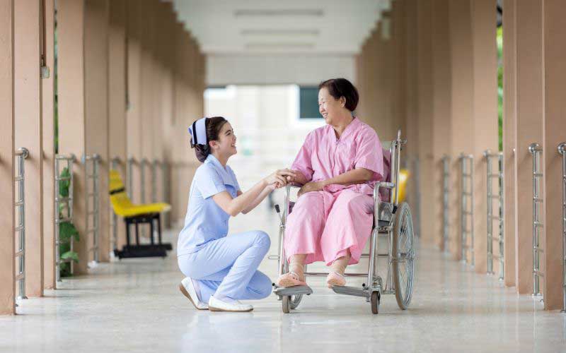 patient and nurse conversation